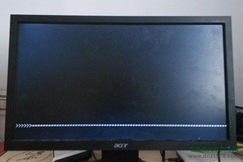 win8顯示器黑屏，電腦顯示器黑屏解決方法